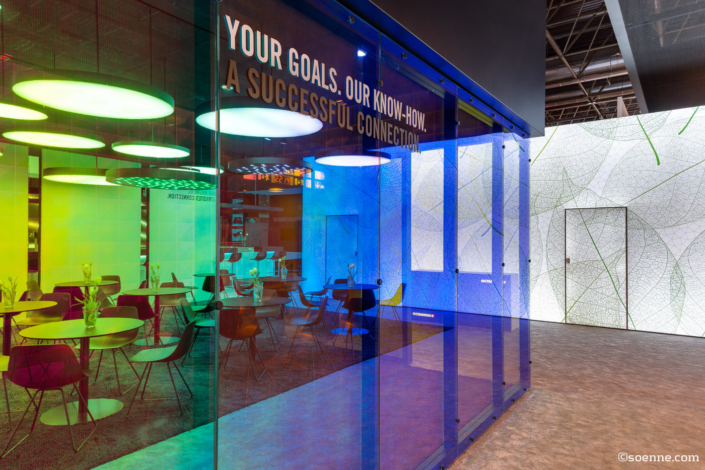 Modulaire, duurzame en creatieve beursstand van Expovorm, voorbeeld van projecten voor de vacature standbouwer.